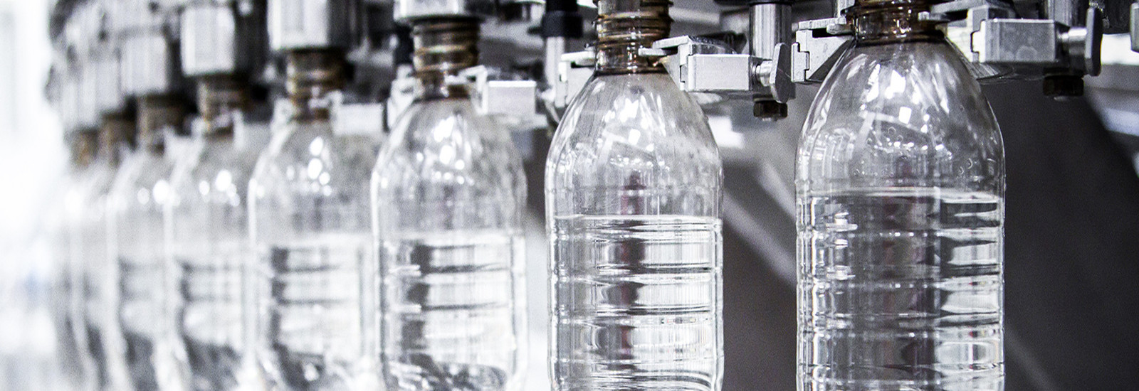 गुणवत्ता पानी की बोतल भरने की मशीन फैक्टरी
